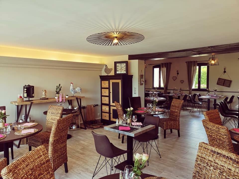 Auberge Saint-Jean Villequier-Aumont エクステリア 写真