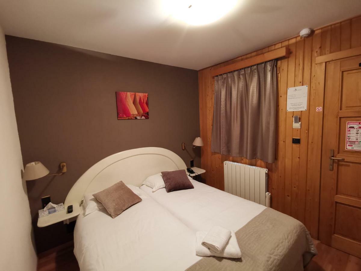 Auberge Saint-Jean Villequier-Aumont エクステリア 写真